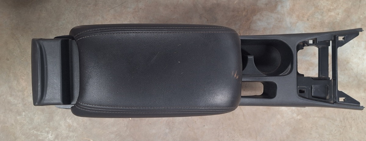 ASX MIDDLE CONSOLE
