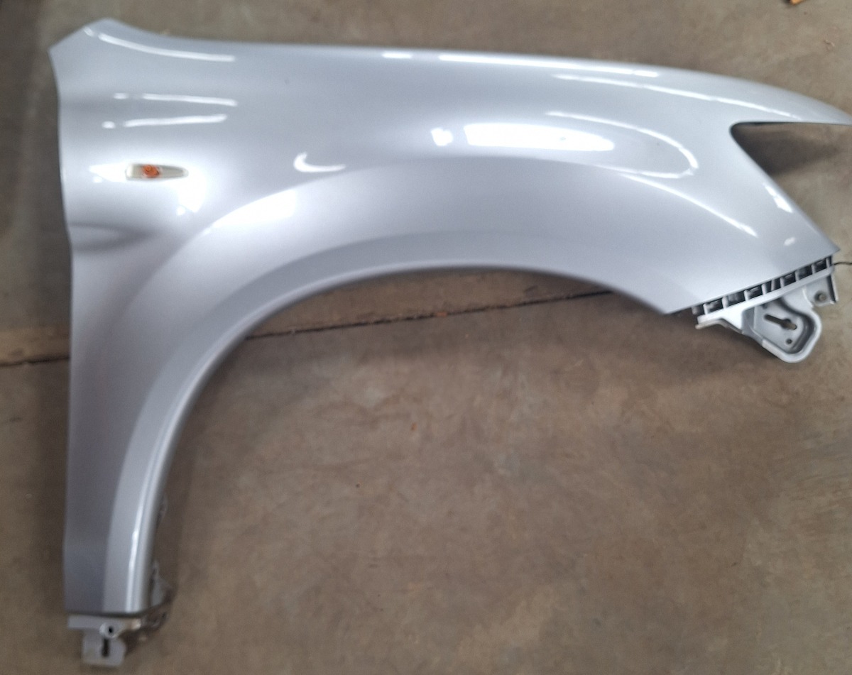 ASX RIGHT SIDE FENDER