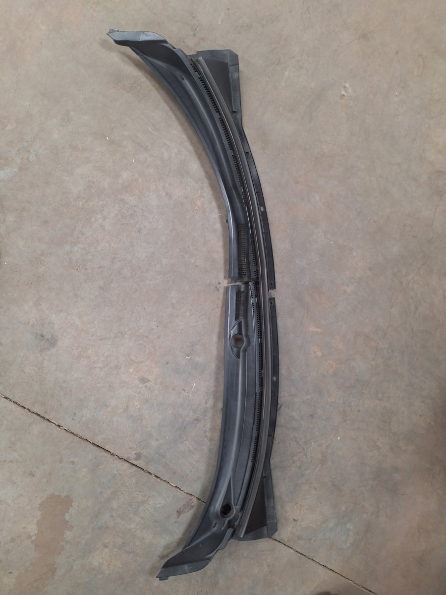RAV4 COWLING PANEL
