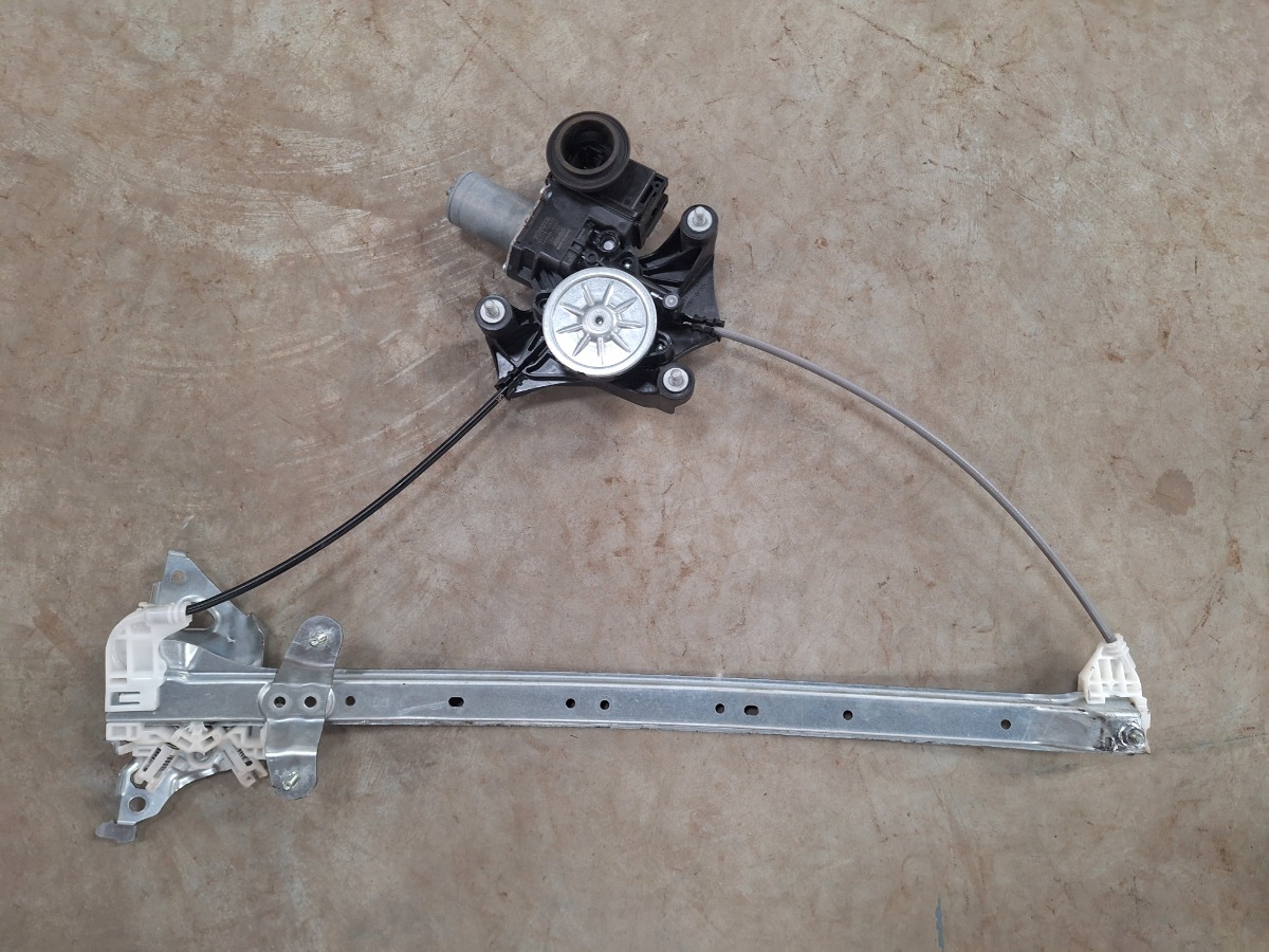 RAV4 LEFT REAR DOOR WINDOW WINDER MECH