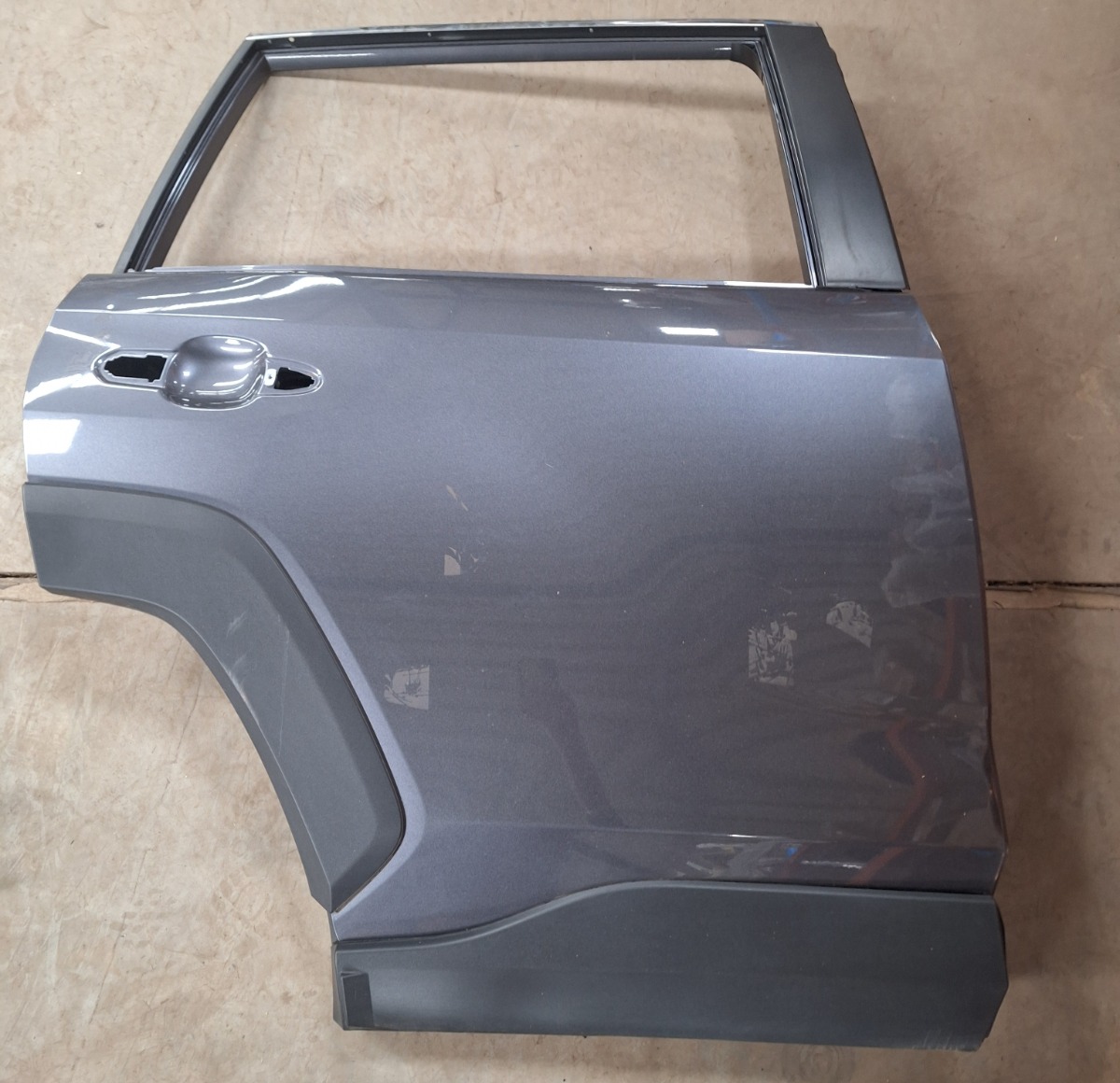 RAV4 RIGHT REAR DOOR (SHELL)