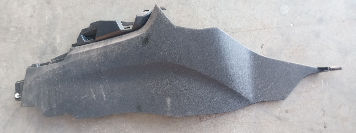 URBAN CRUISER LEFT CONSOLE TRIM