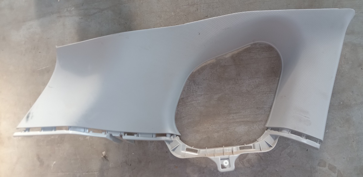 URBAN CRUISER LEFT REAR C/D-PILLAR COVER