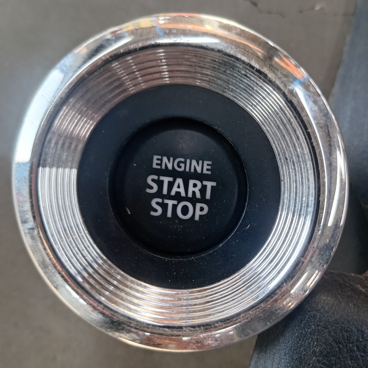 URBAN CRUISER START/STOP BUTTON