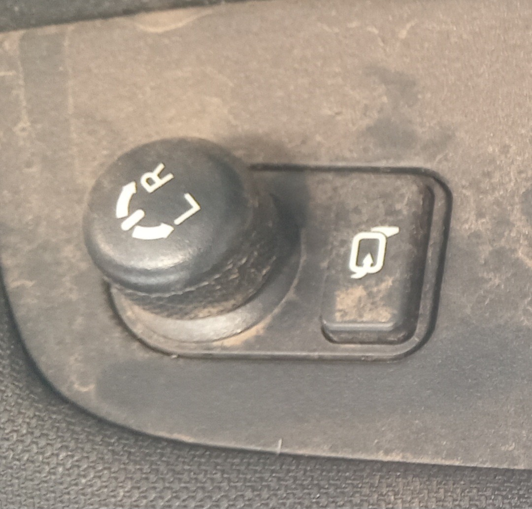 URBAN CRUISER MIRROR SWITCH