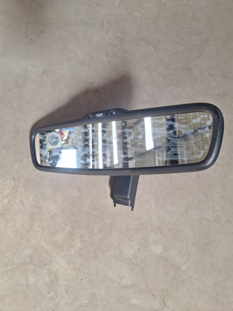 RAV 4 REAR VIEW MIRROR