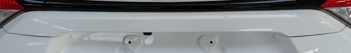 COROLLA TAILGATE GARNISH