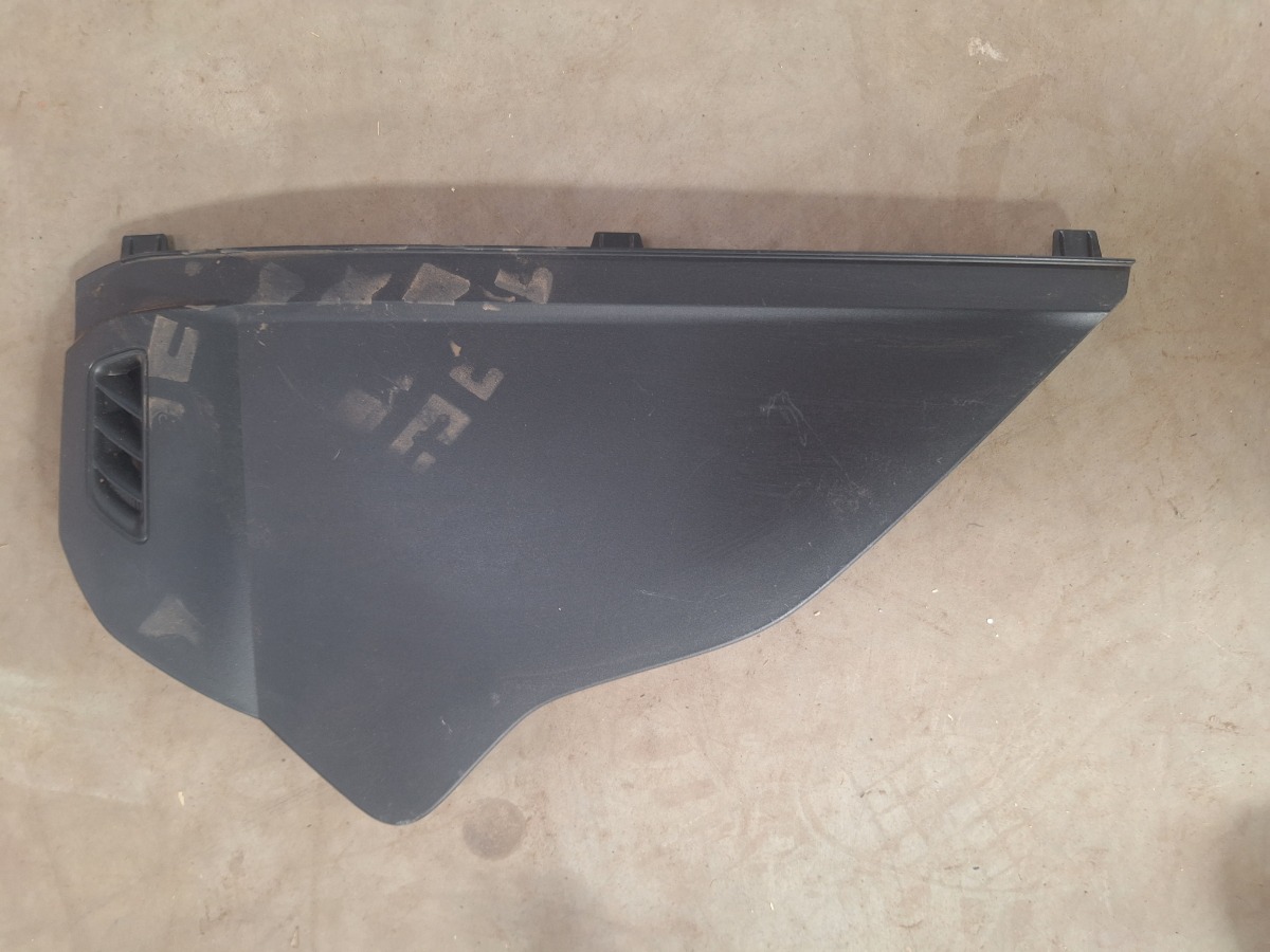 RAV 4 RIGHT DASHBORD SIDE COVER