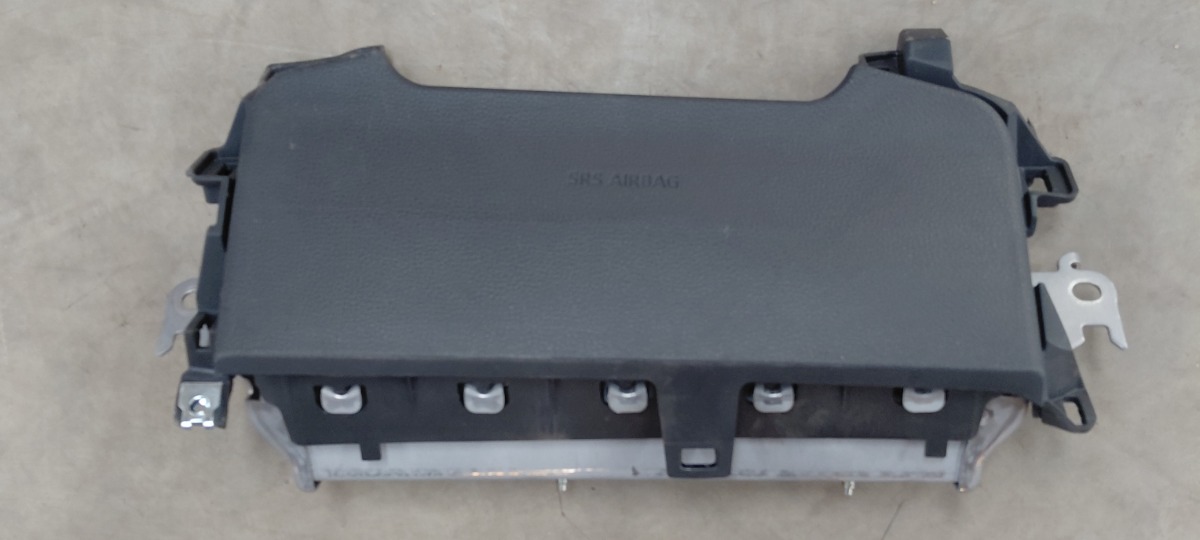 Corolla Knee Airbag Assembly