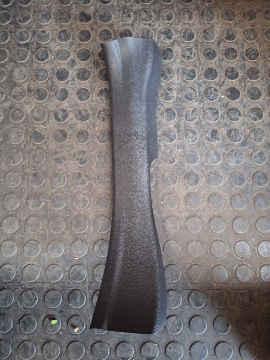 RAV 4 PLATE, REAR DOOR SCUFF, RH