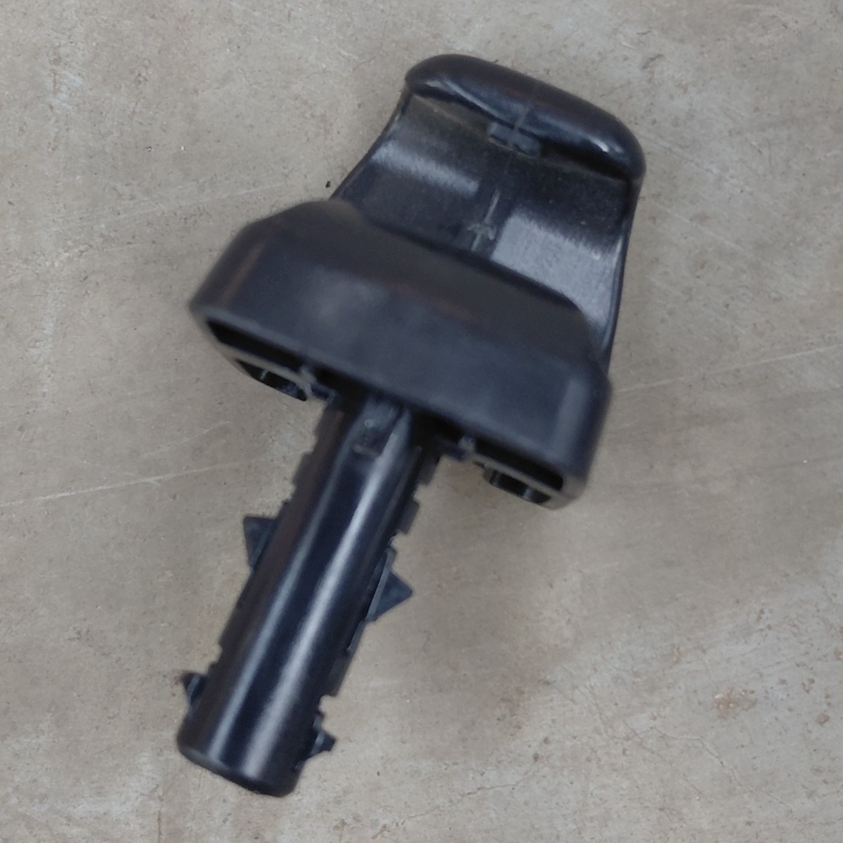 COROLLA SUNVISOR CLIP L=R