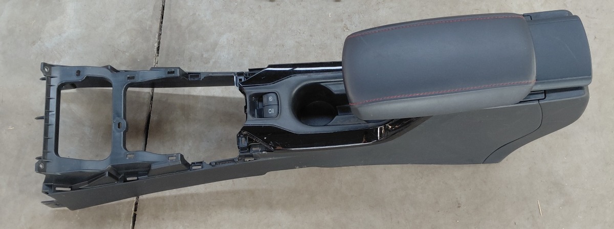 COROLLA CENTRE CONSOLE