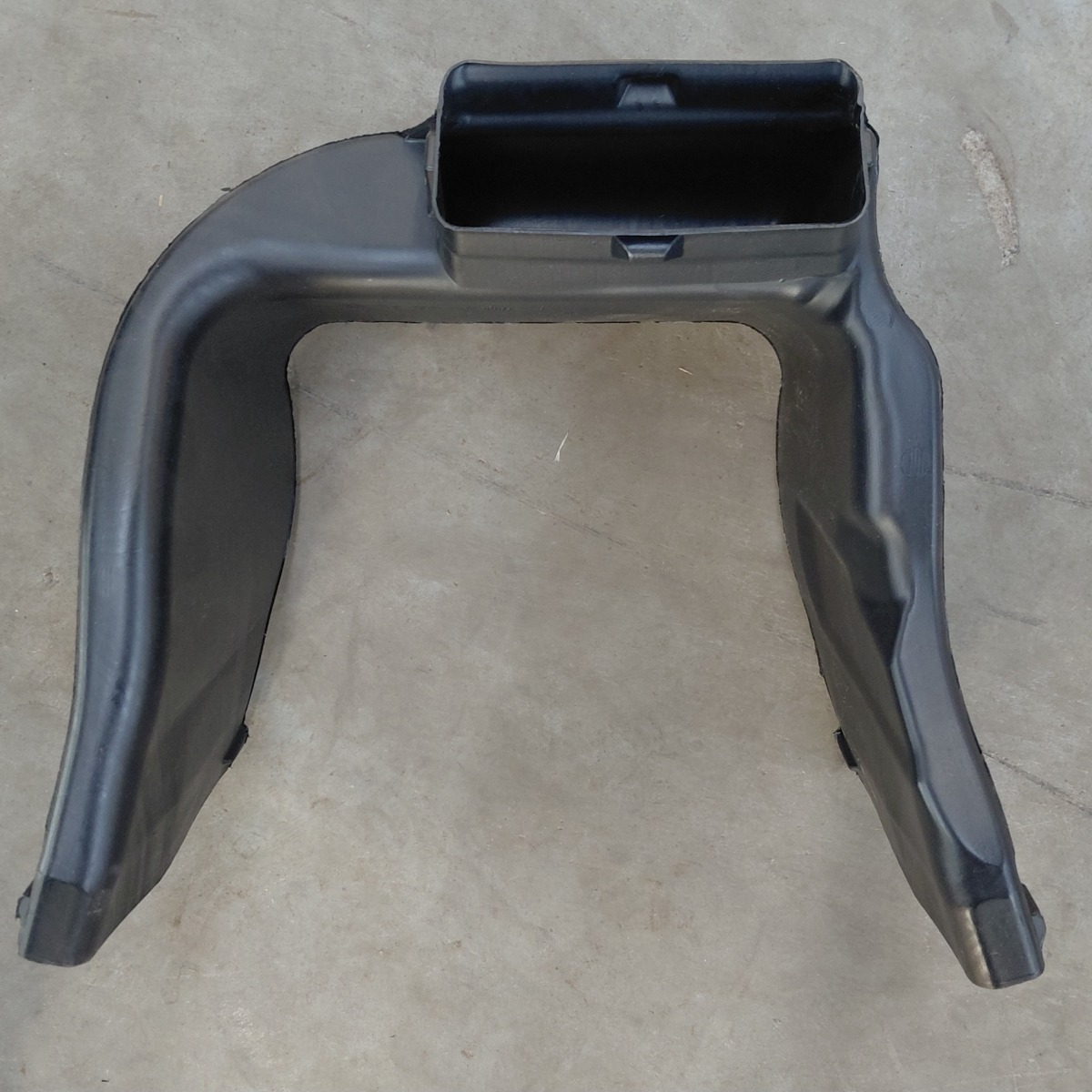 COROLLA CENTRE CONSOLE AIR DUCT