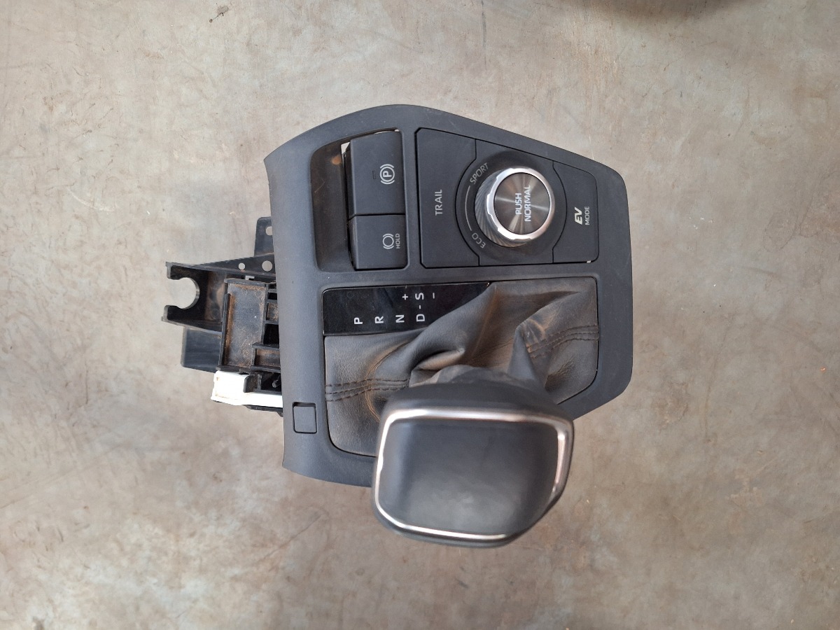 RAV 4 GEAR LEVER