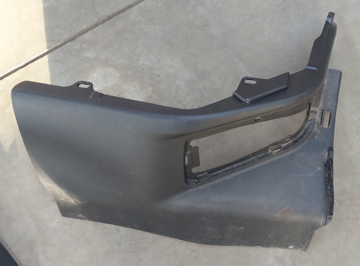 COROLLA RIGHT REAR LOWER COVER