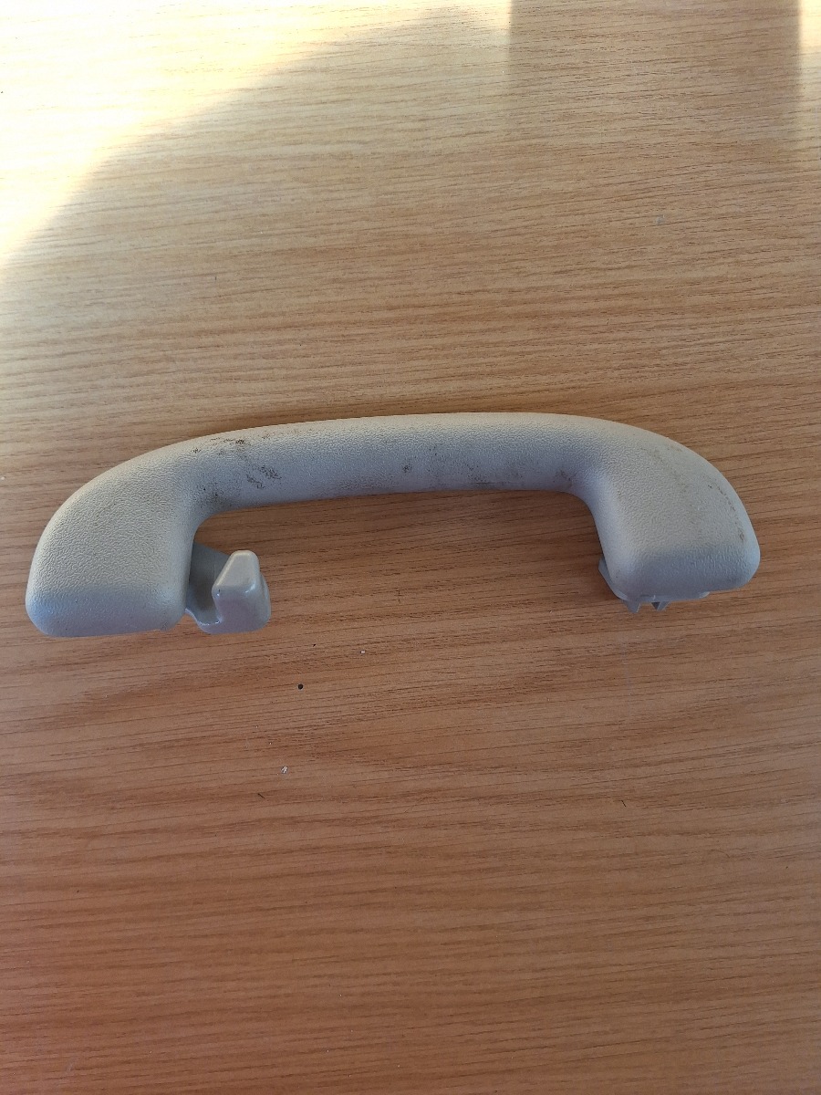 STARLET LEFT REAR ROOF GRAB HANDLE