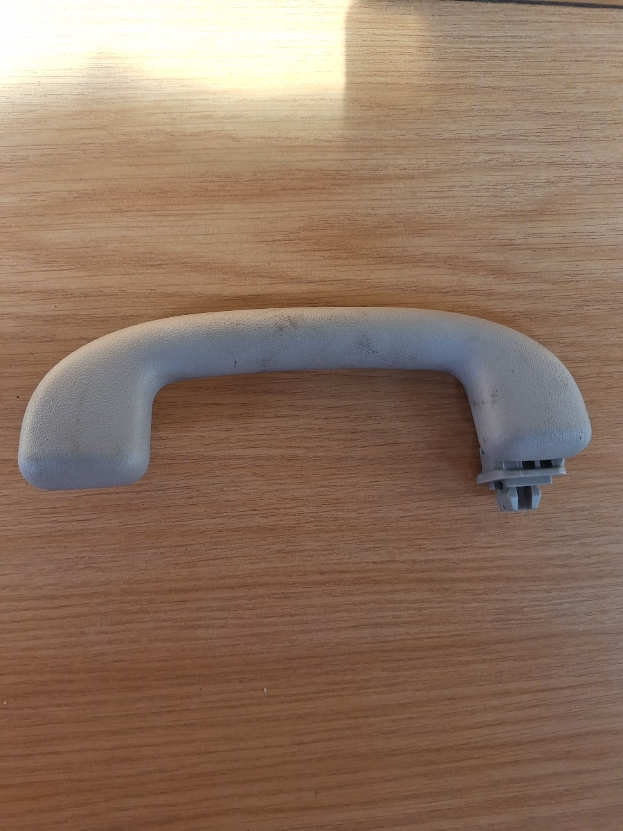 STARLET LEFT FRONT ROOF GRAB HANDLE