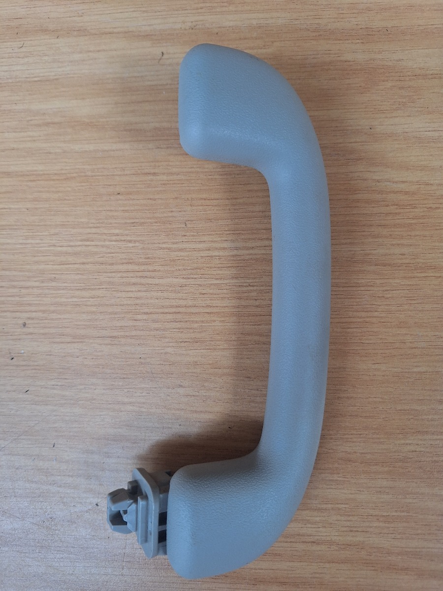 FRONX RIGHT REAR GRAB HANDLE