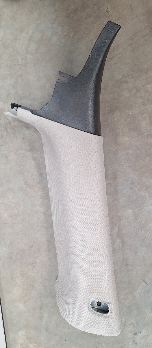LEGACY RIGHT SIDE A PILLAR COVER