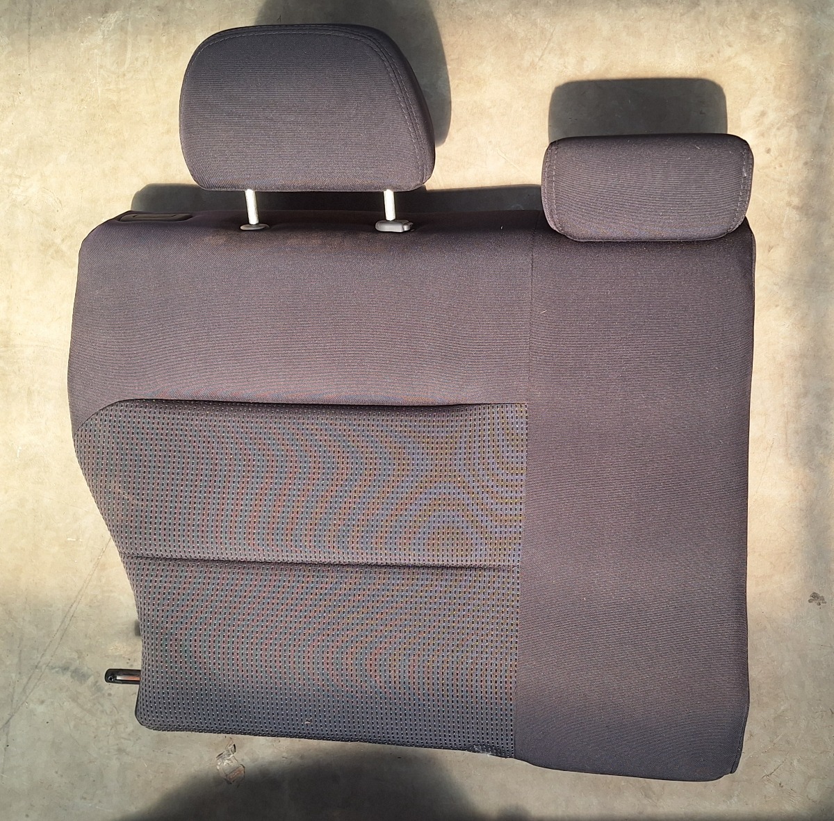 LEGACY LEFT REAR SEAT BACK REST