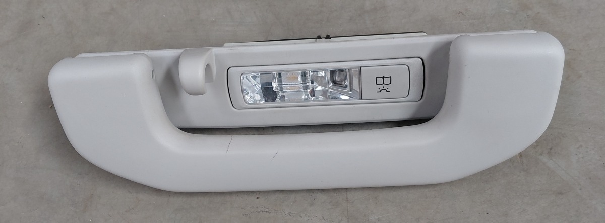 W205 LEFT REAR INTERRIOR GRAB HANDLE WITH LIGHT