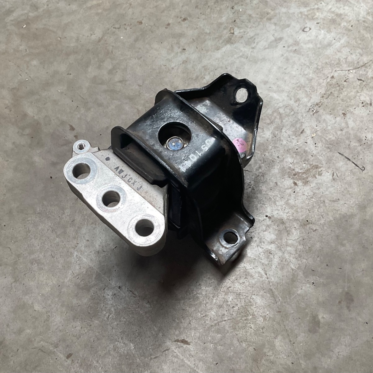 Starlet Cross Engine Bracket - Right Side Steel Mount