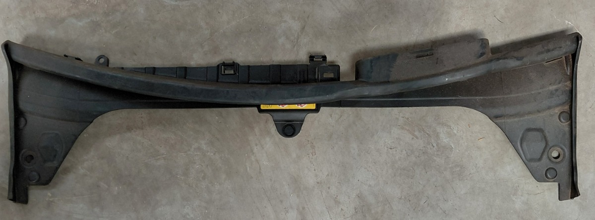 W205 Radiator Shroud Cover