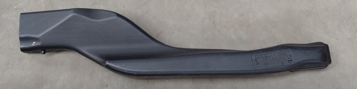 W205 LEFT INSTRUMENT PANEL AIR DUCT