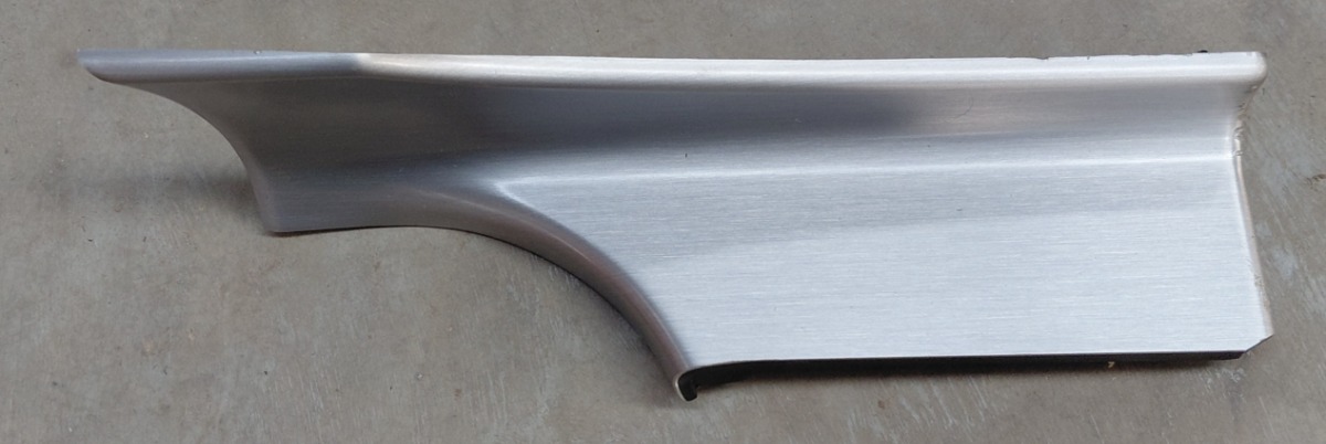 W205 DASH DECO TRIM