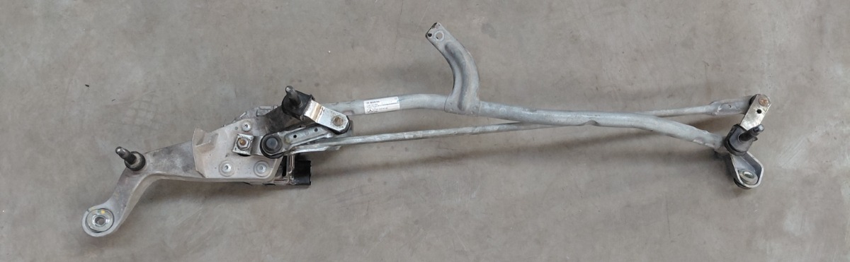 W205 WIPER MOTOR WITH LINKS