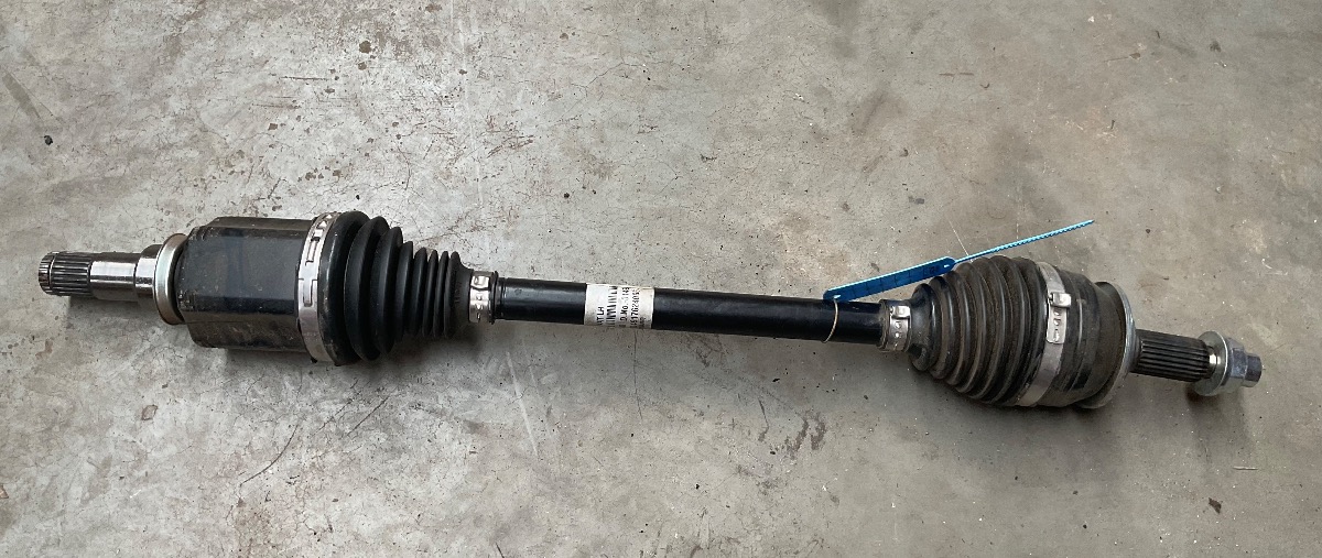 STARLET CROSS LEFT FRONT DRIVE SHAFT