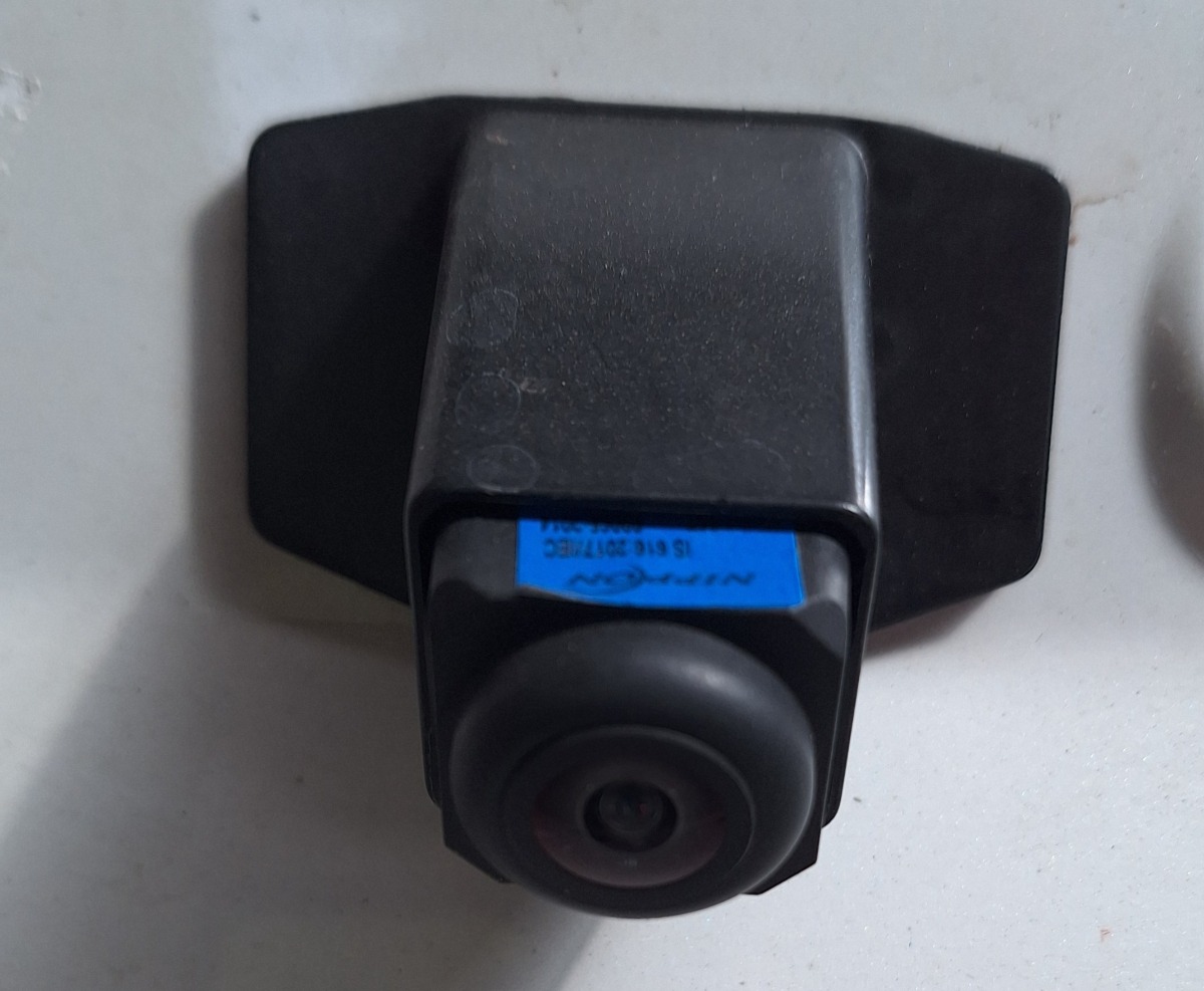 STARLET CROSS REAR CAMERA