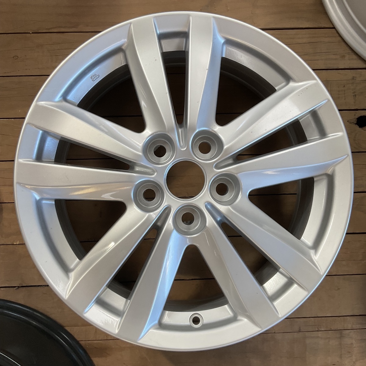 ASX 6.5JX17" MAG RIM