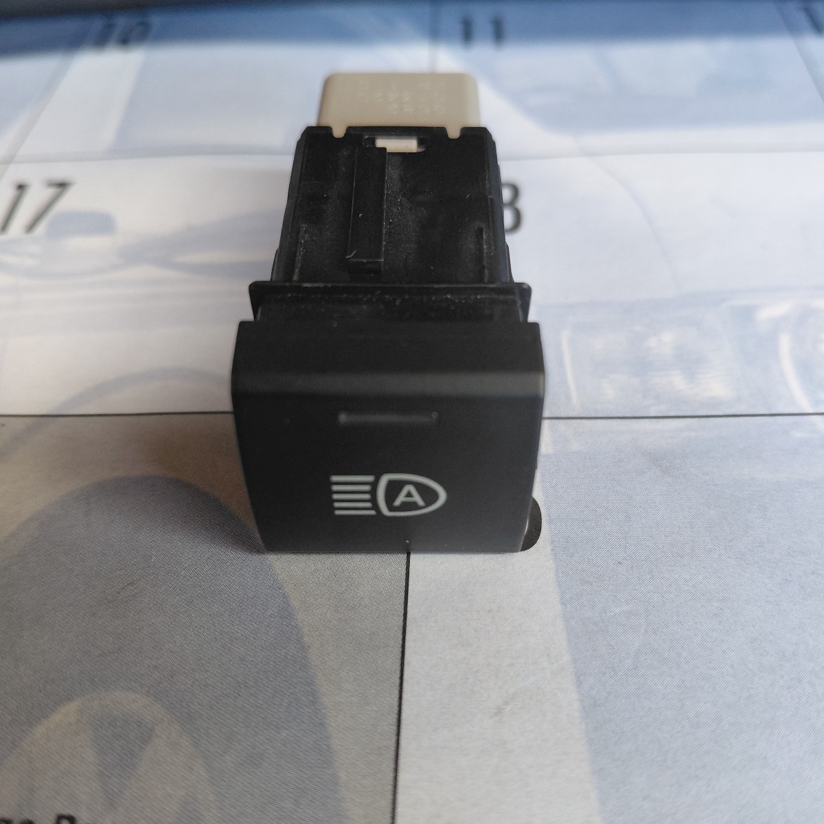 COROLLA AUTO HIGH BEAM SWITCH