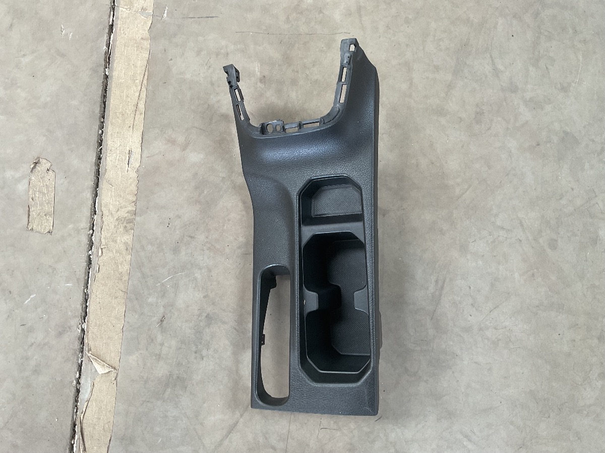 URBAN CRUISER CENTRE CONSOLE UPPER PANNEL