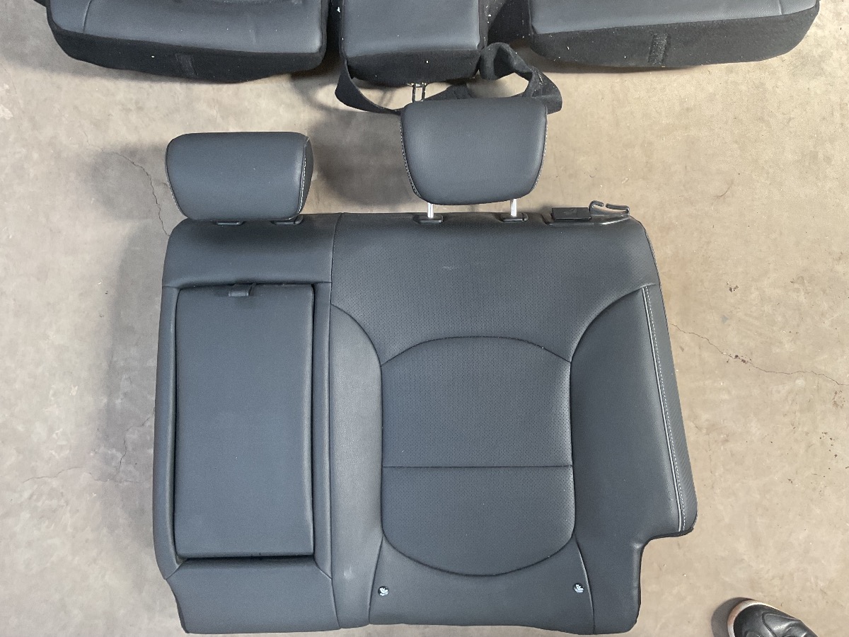 CRETA 2ND BACK SEAT HALF
