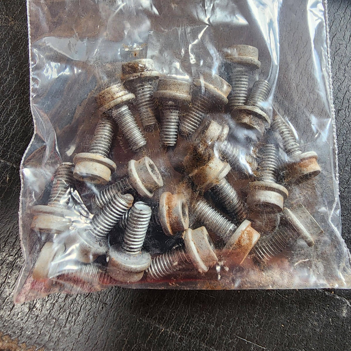POLO CLP 1.4I OIL SUMP