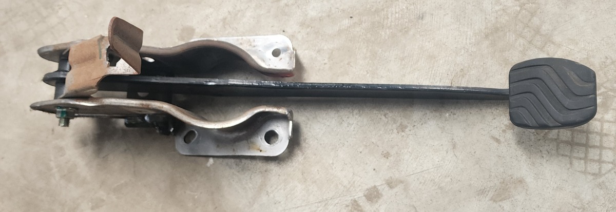KWID BRAKE PEDAL