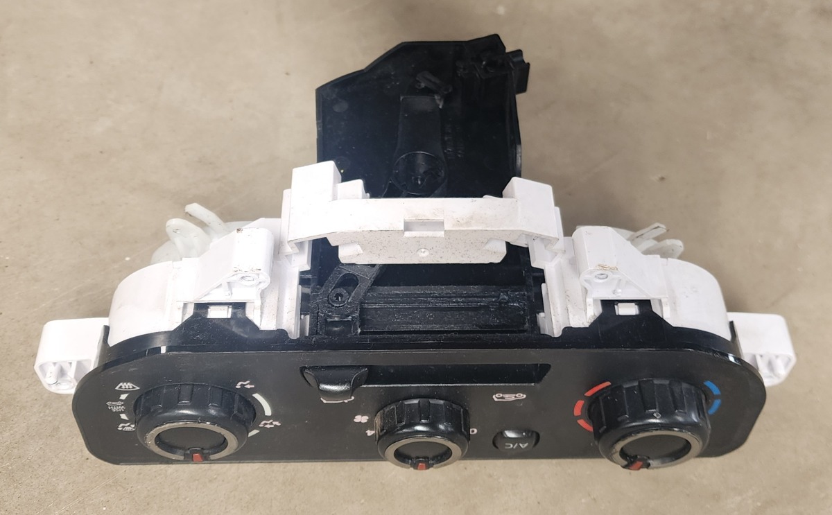 KWID CLIMATE CONTROL