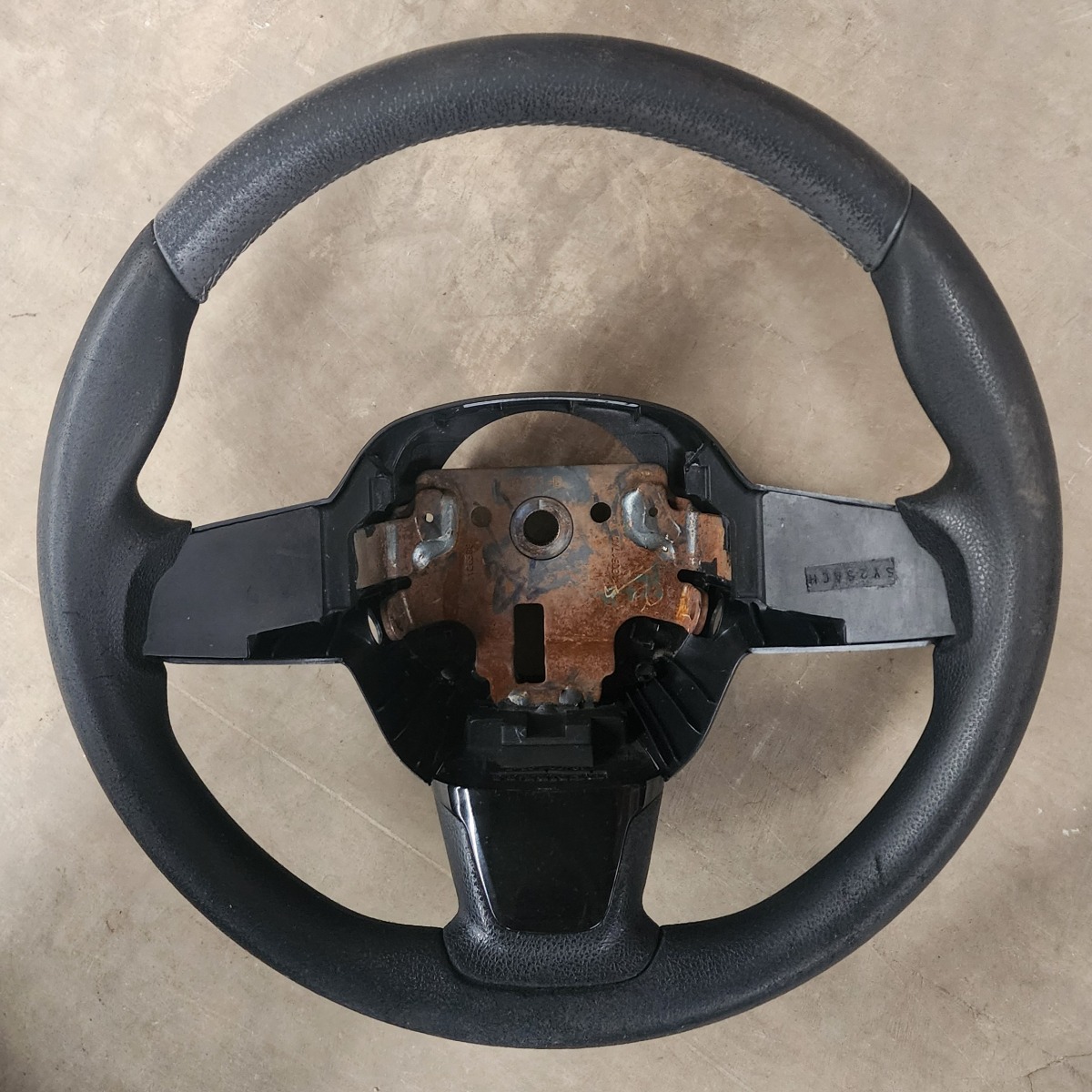 KWID STEERING WHEEL