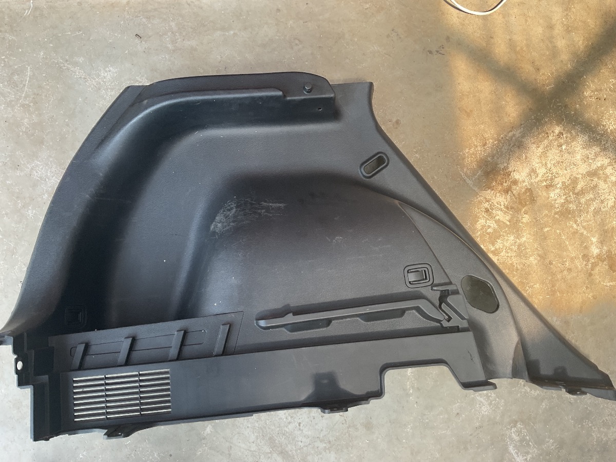 CRETA LUGGAGE LEFT