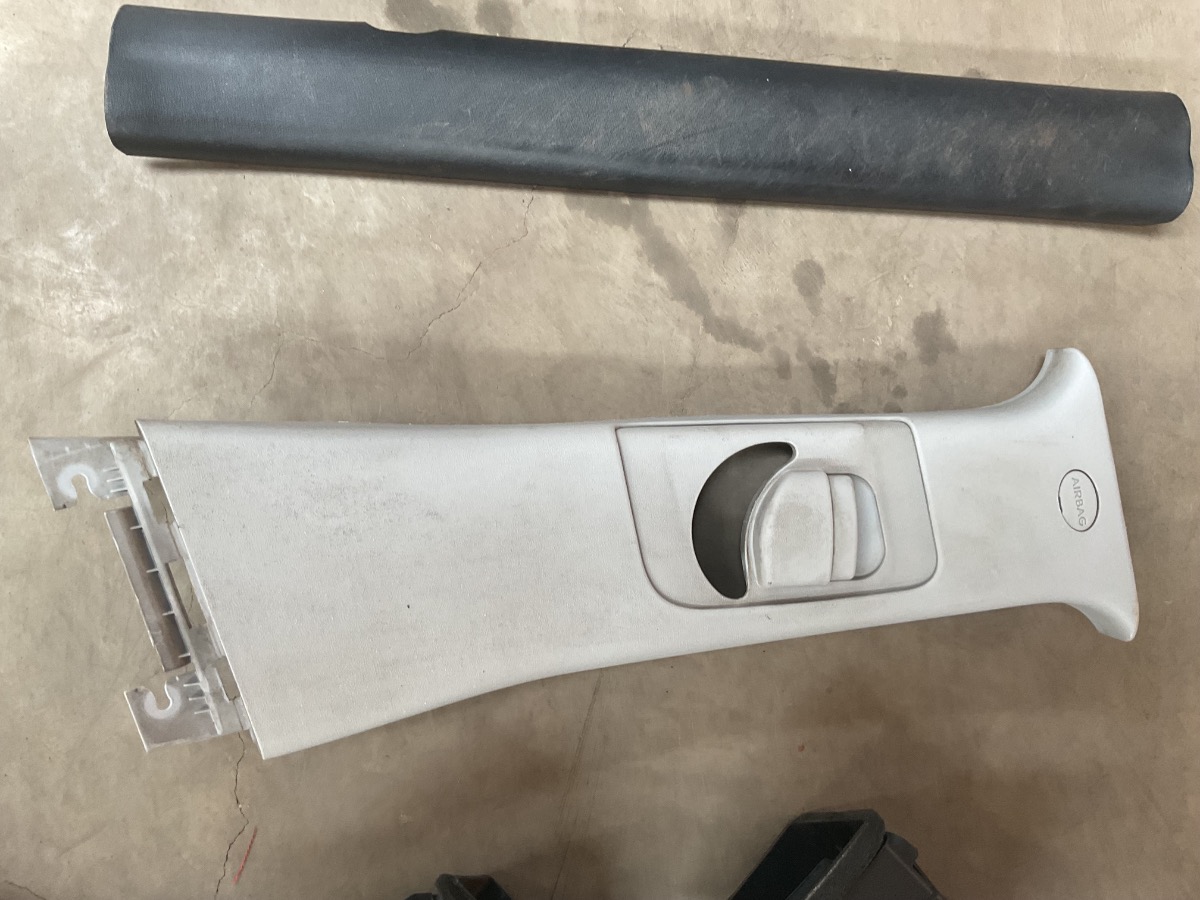 I20 SAFTY BELT COVER