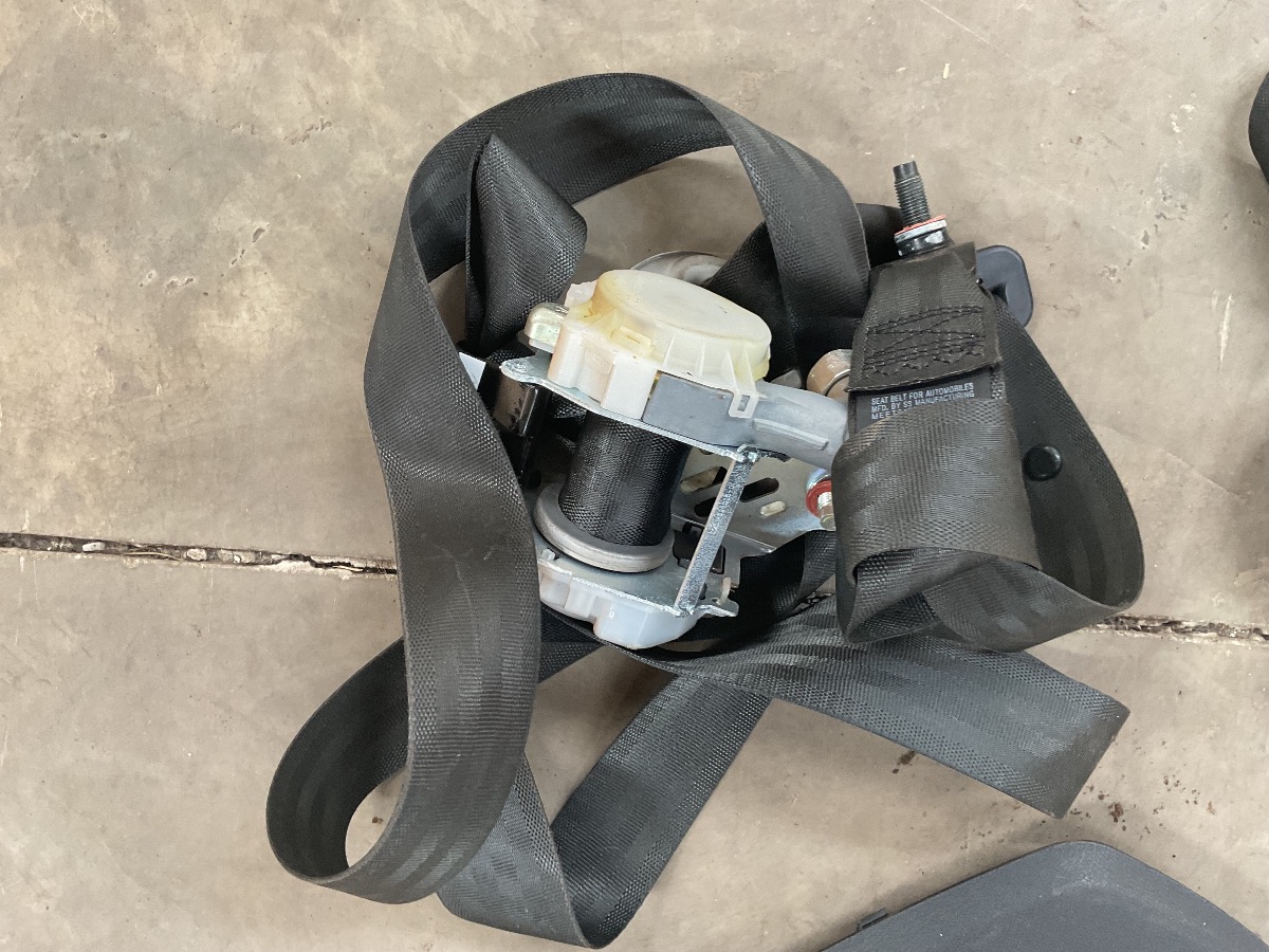 I20 DRIVER SIDE SAFTY BELT ELECTRIC