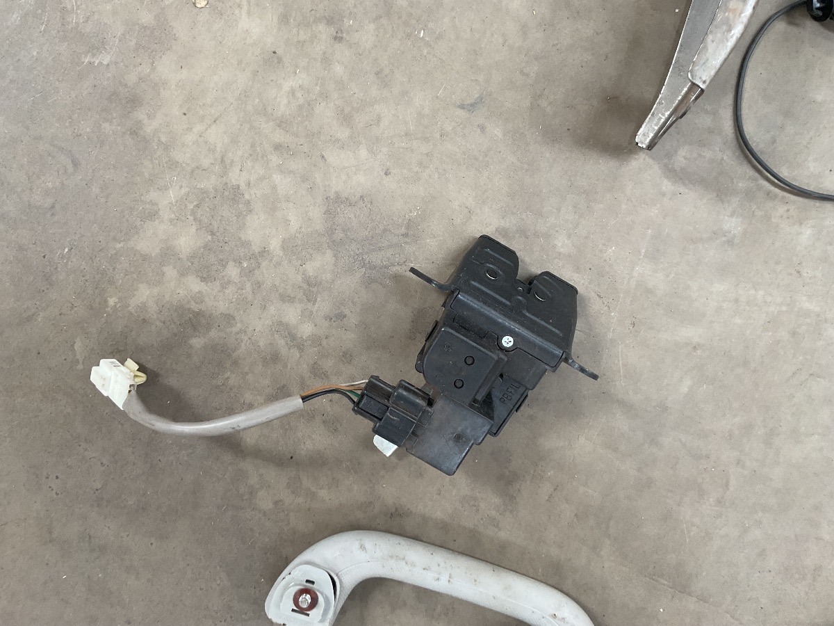 I20 BOOT LOCK MODULE