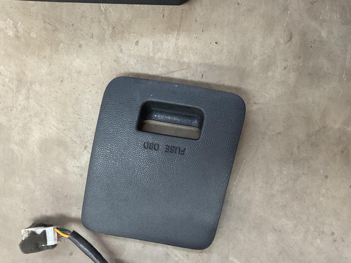 CRETA VUSE BOX COVER