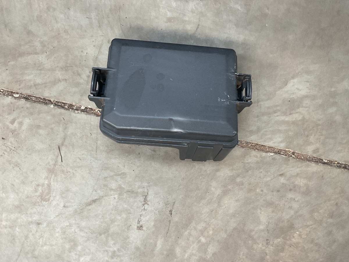 CRETA VUSE BOX COVER