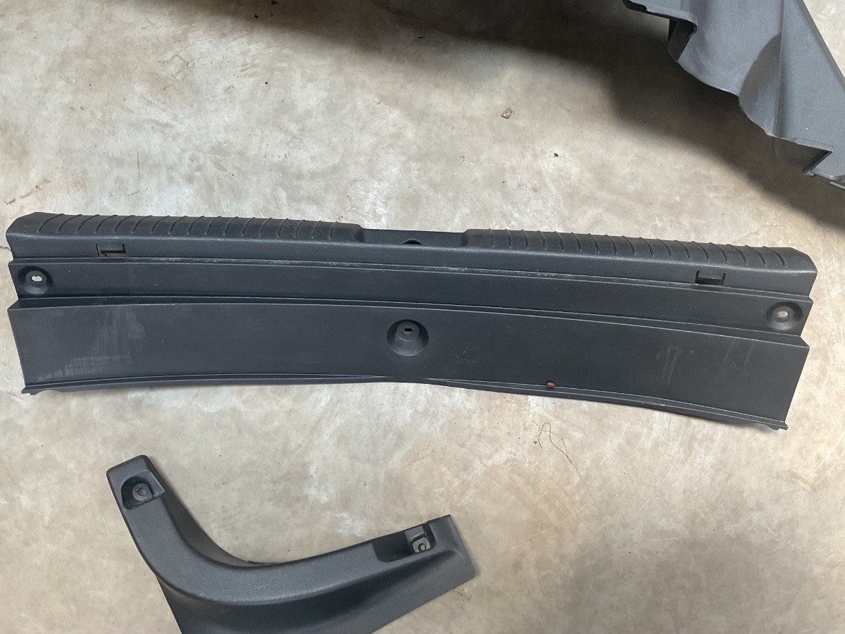 Creta Rear End Panel Trim Left Side