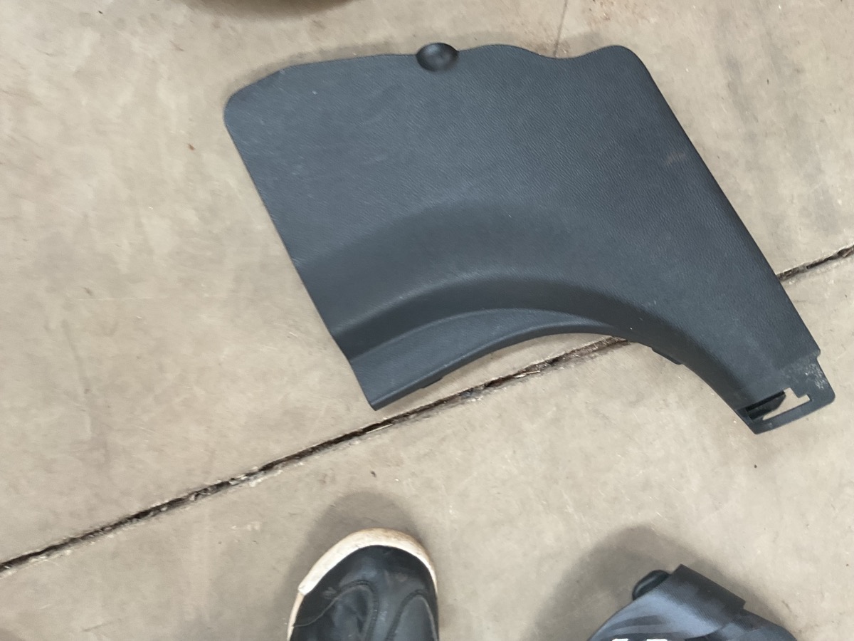 CRETA LOWER FRONT COVER