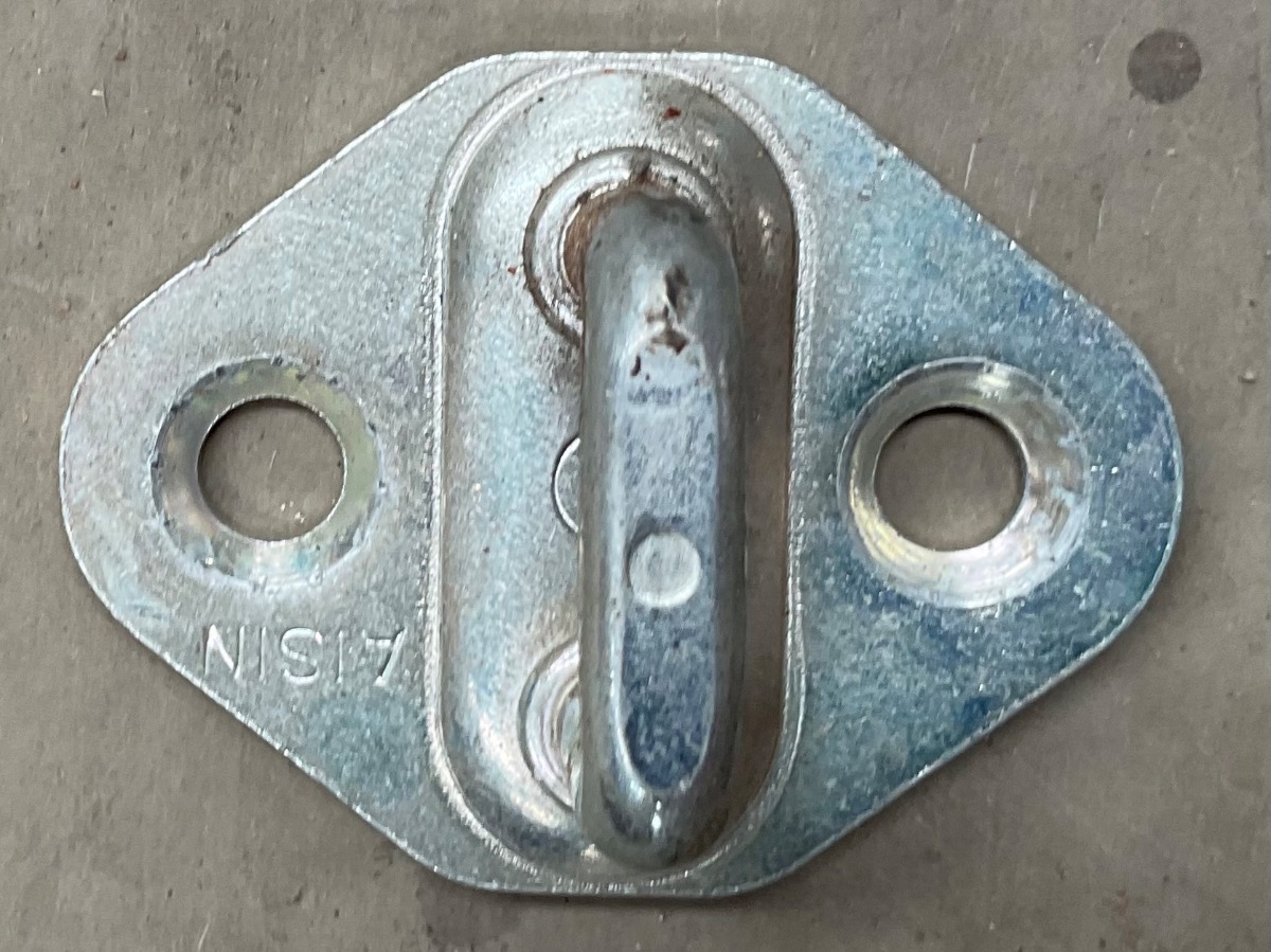IGNIS DOOR CATCH