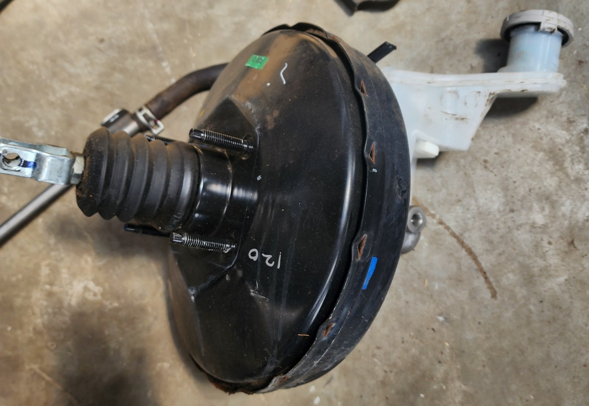 IGNIS BRAKE BOOSTER & MASTER CYL